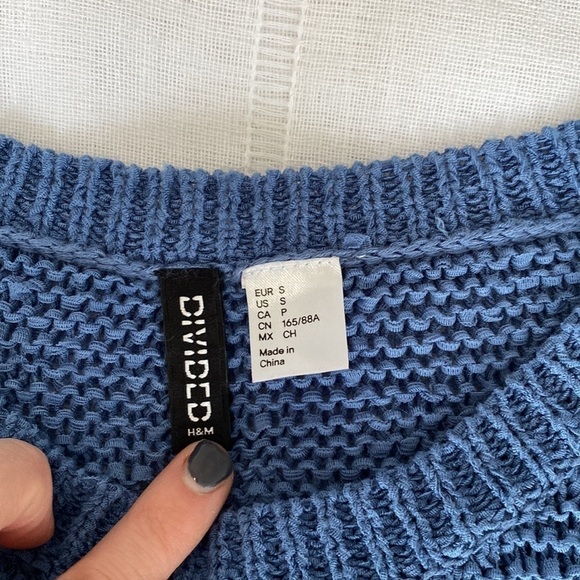 Sky blue Divided H&M sweater. - Picture 4 of 12